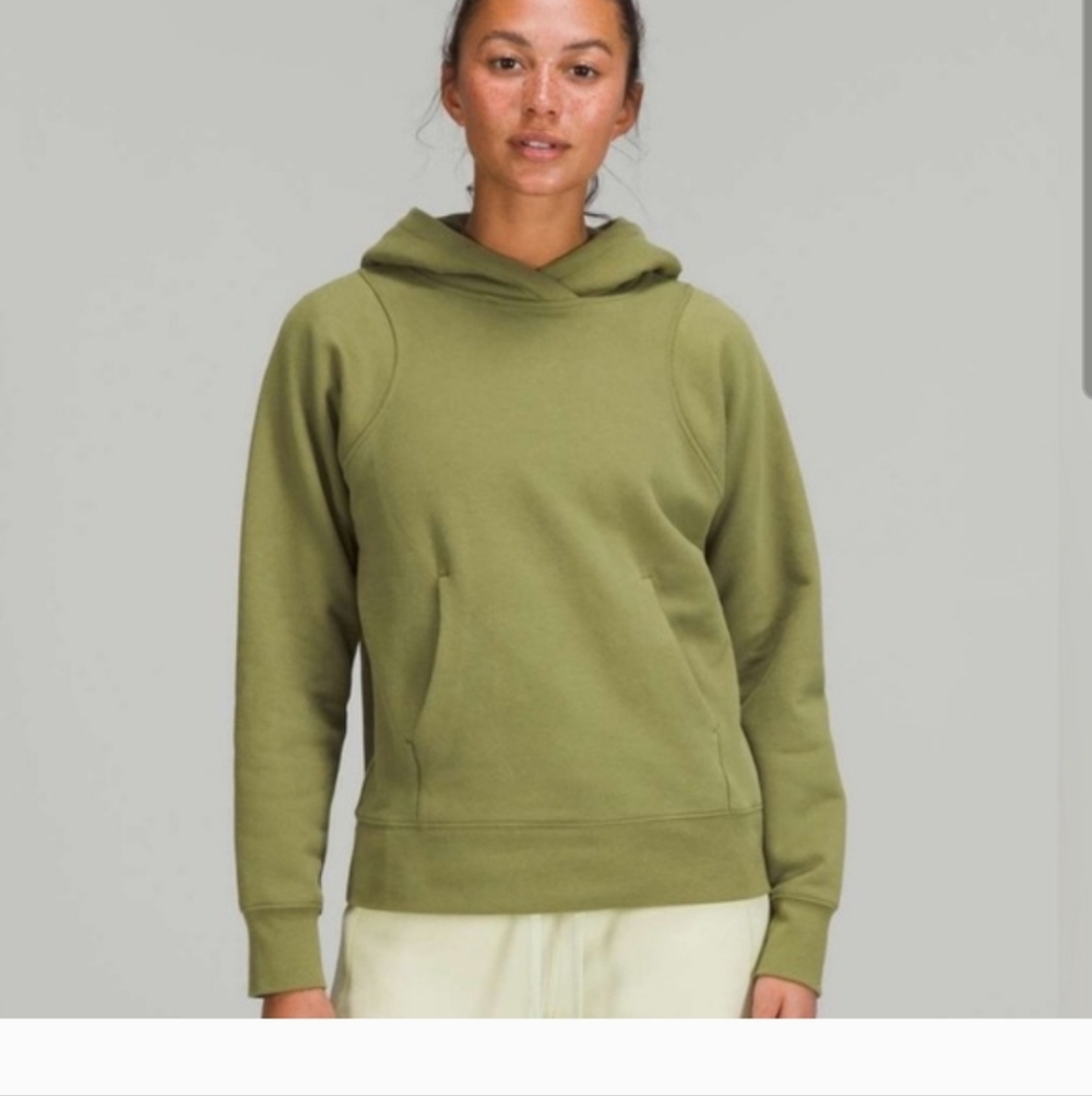 Lululemon hoody Like New Flash Sale !